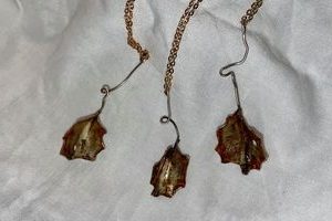 Autumn Leaves Pendants Phaedra Gunn Artist at Ryazanoff Gallery